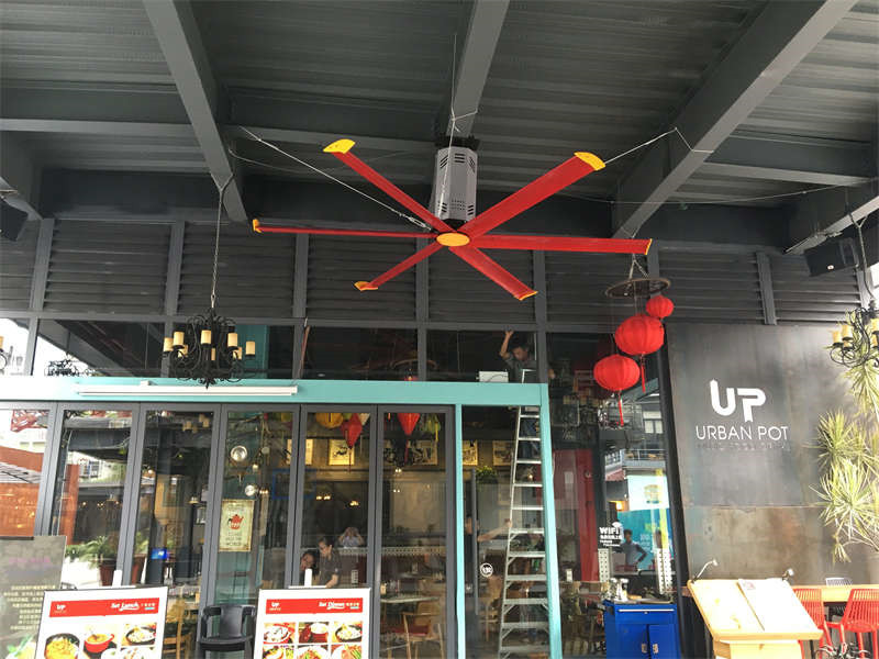 工业大吊扇_大型风扇_广州特色餐厅工业大风扇安装案例